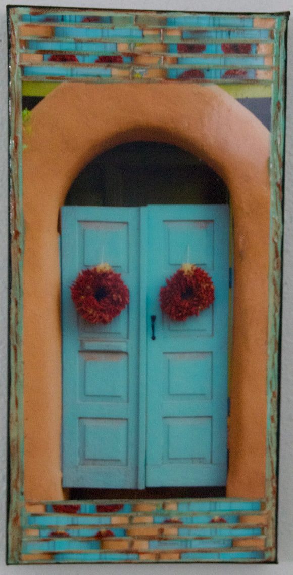 Turquoise Arch Gate with Two Round Ristras, 8 x16 x1.5